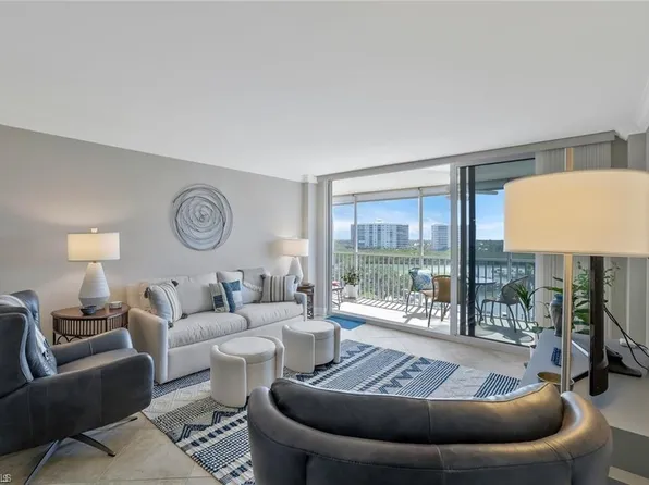 5 Bluebill AVE #812, NAPLES, FL 34108