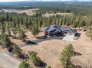 6708 E Matthew Ln, Chattaroy, WA 99003