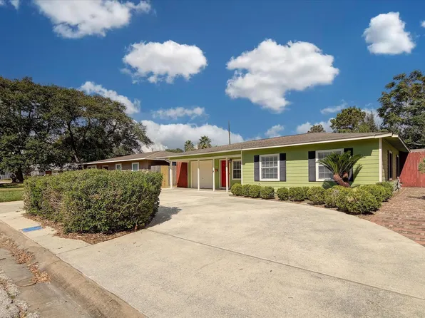 116 Tarpon Ave, Galveston, TX 77550