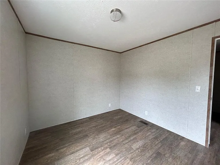9310 Scott Dairy Loop Rd S #4 — Photo 18