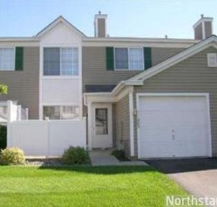2005 Southcross Dr #1003, Burnsville, MN, 55337