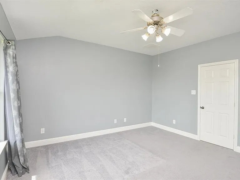 8755 Thistlemoor Ln — Photo 12