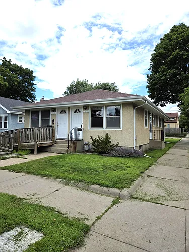 1341 Sherburne Ave Photo 1