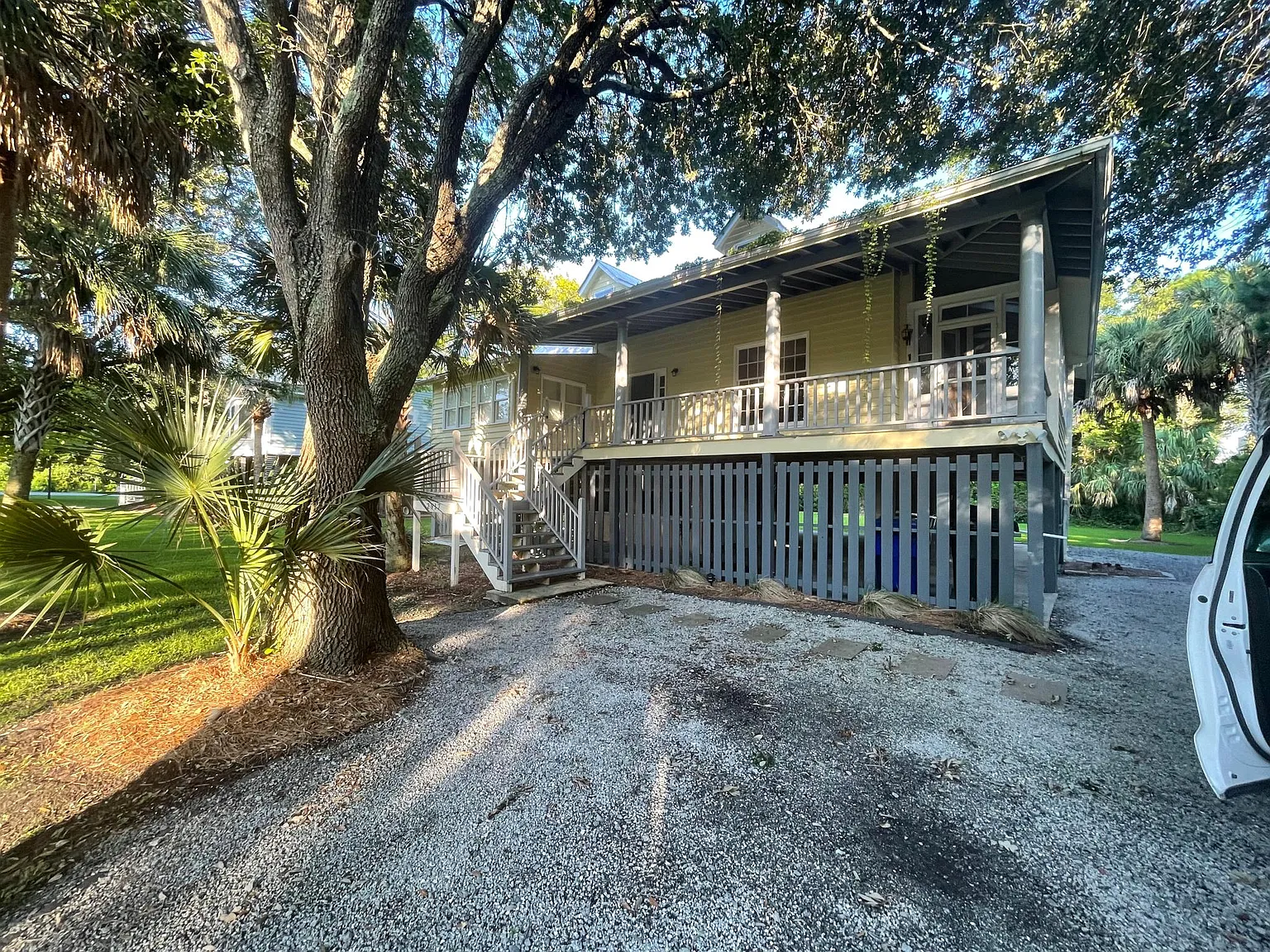 2917 Ion Ave — Photo 1