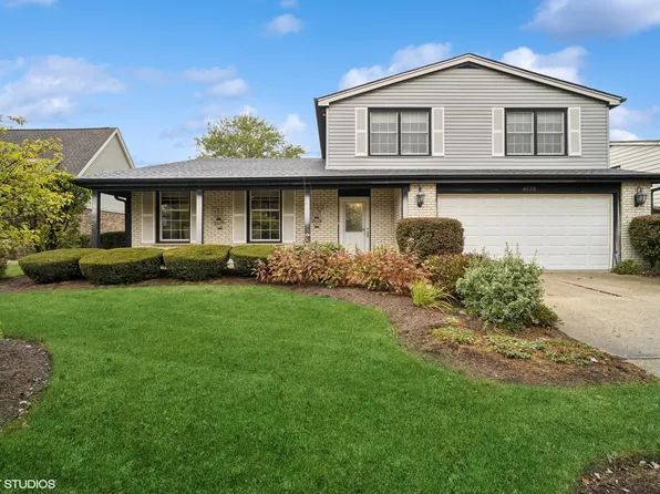 4026 Chester Dr, Glenview, IL 60026