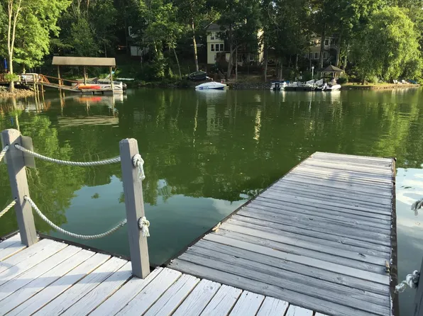 26056 Neptune Lndg, Tega Cay, SC 29708