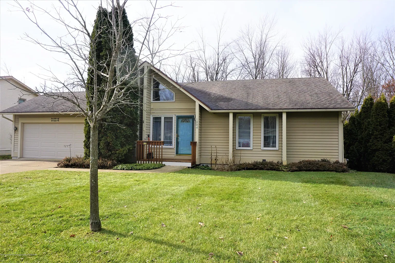 1224 Sandhill Dr photo 1