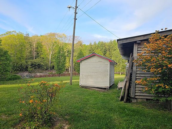 4th image of 11175 Flat Ridge Rd