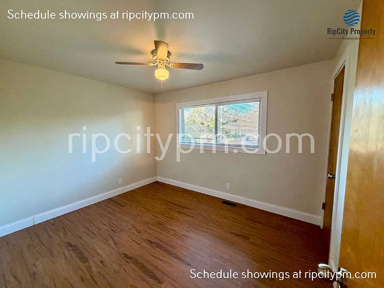 11430 SW 121st Ave — Photo 18
