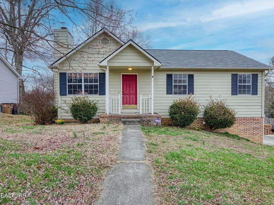 1st image of 6012 Autumn Oaks Ln