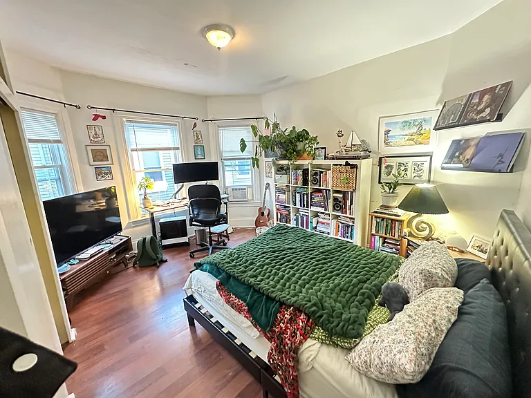 14 Madison St #2 — Photo 8