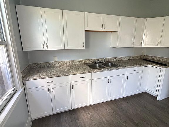 2nd image of 1507 N Salina St #2