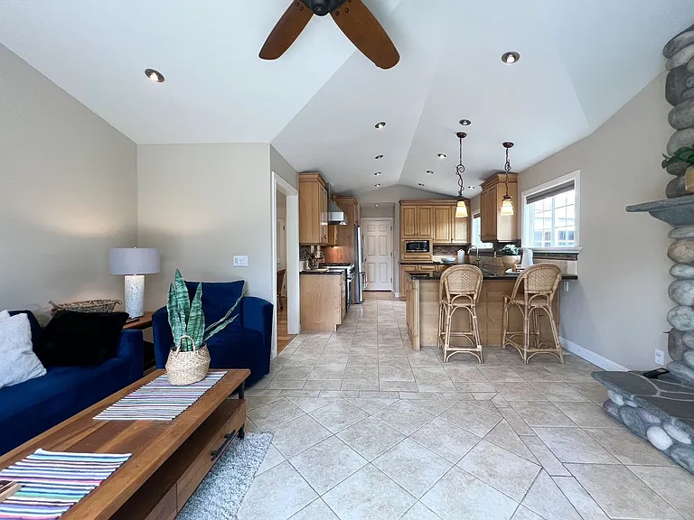 3321 Anita Ct — Photo 36