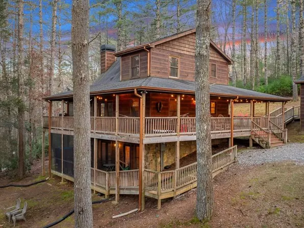 388 Ridgecrest Dr, Blue Ridge, GA 30513