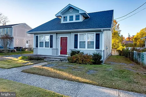 7B Dresser Ave Photo 1