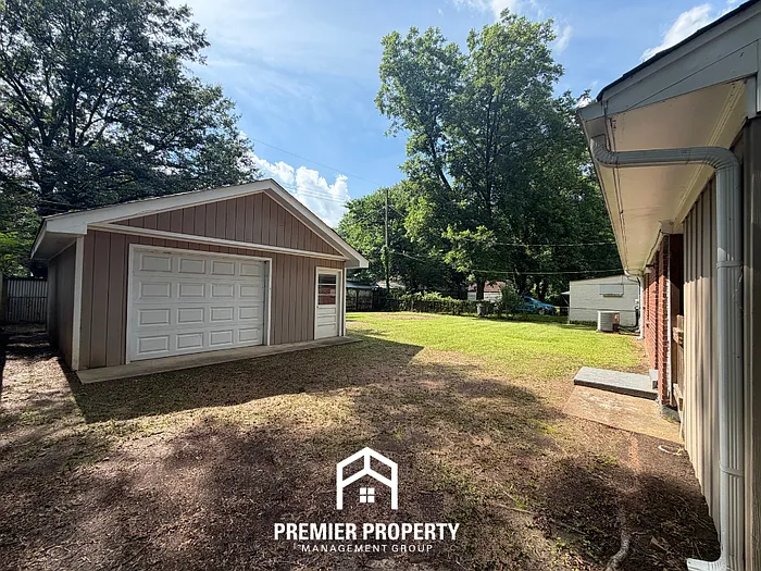 1743 Tahiti Ln — Photo 15