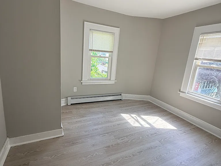144 Clark St — Photo 6