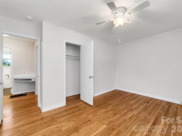 52 Elm Bend Rd, Brevard, NC 28712