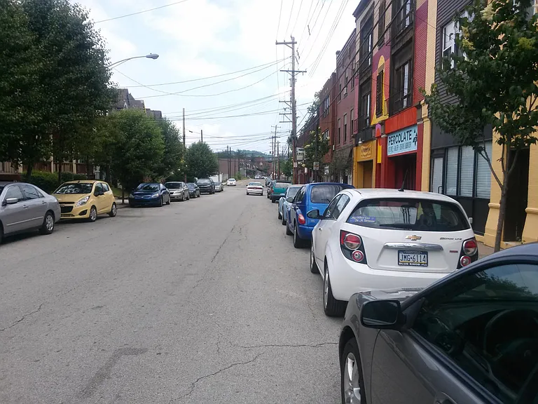 323 S Trenton Ave #3R — Photo 3