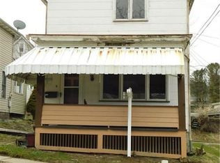 102 15th St, Vandergrift, PA 15690