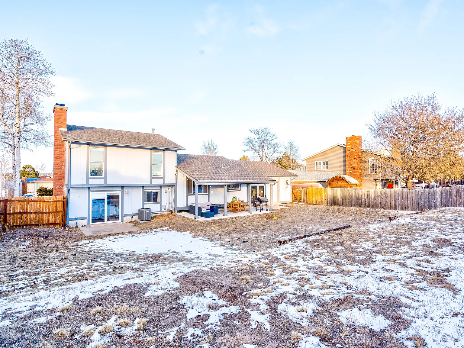 4 bed, 2370 sqft, $2,695 — Photo 4