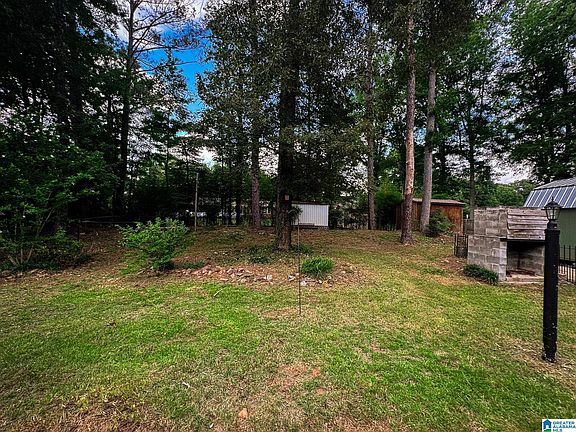 4th image of 3813 Knollwood Dr