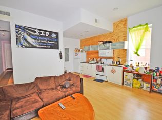 1418 W Master St #2B, Philadelphia, PA 19121