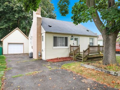 1797 Manse Rd, Waterford, MI, 48328