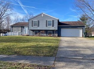 5378 Celeste View Dr, Stow, OH 44224