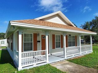 205 Avenue G, Apalachicola, FL 32320