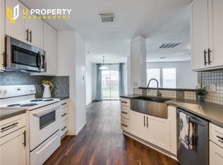 1428 Laurel Hall Ln, Little Elm, TX 75068