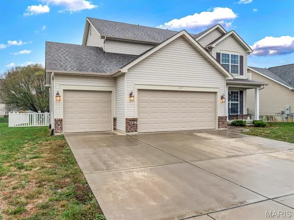 1713 Lake Meade Dr, Pacific, MO 63069