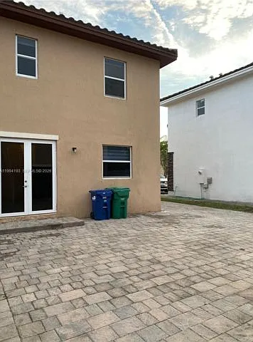 17001 SW 90th Ter — Photo 13