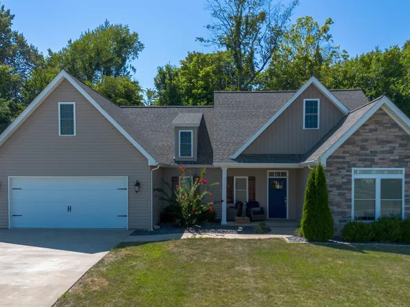 161 Hunters Ridge Dr, Paducah, KY 42001
