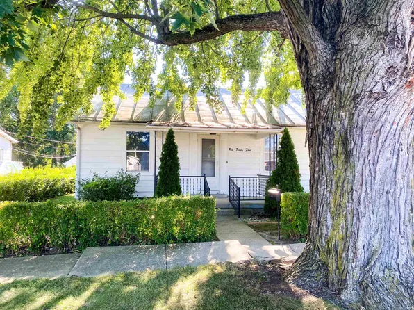 524 N Oak St, Winchester, IN 47394