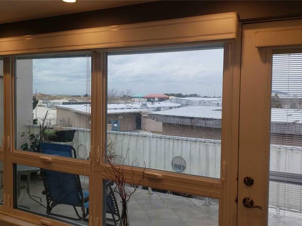 (undisclosed Address)