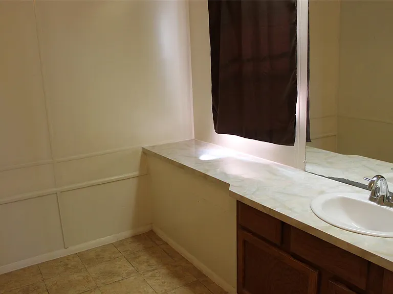 14111 S Green Hills Loop #B — Photo 10