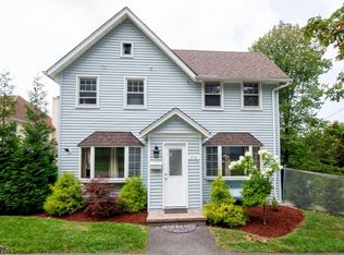256 E Cedar St, Livingston, NJ 07039