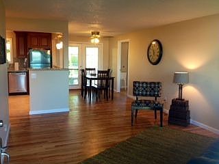 2nd image of 1547 Umpqua Pl