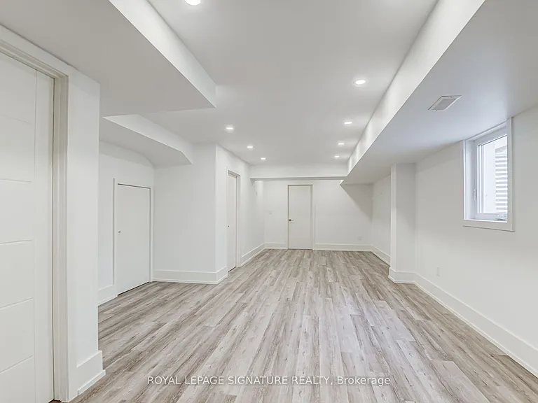 36 Roxaline St #BASEMENT — Photo 10