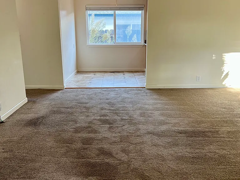 548 Vera Ave #1 — Photo 16