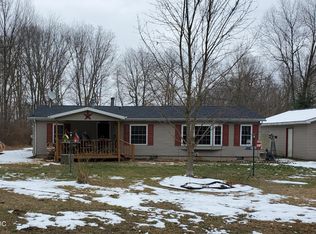 53569 B Ave, Three Rivers, MI 49093