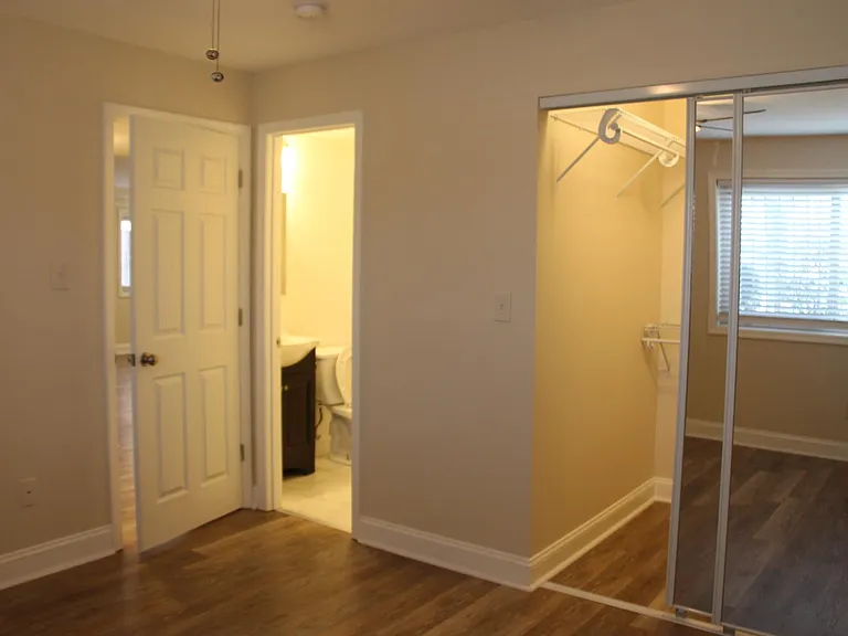 1133 N Randolph St #101 — Photo 11
