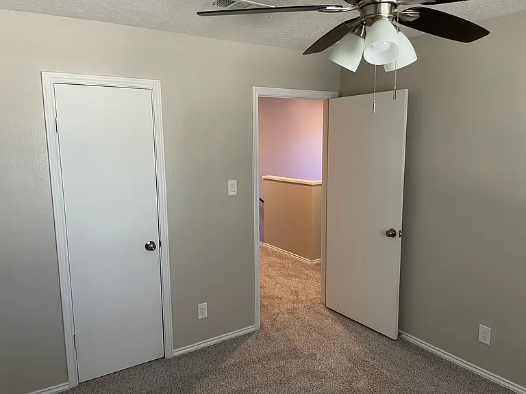 N Willow Dr — Photo 21