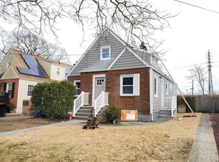 906 Milburn Ct, Baldwin, NY 11510