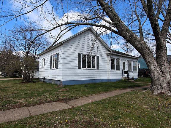 2nd image of 1528 Hayden Avenue
