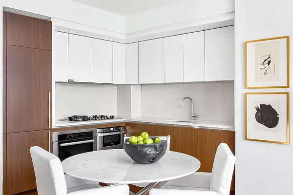 Rented by Bold Marketing | media 17