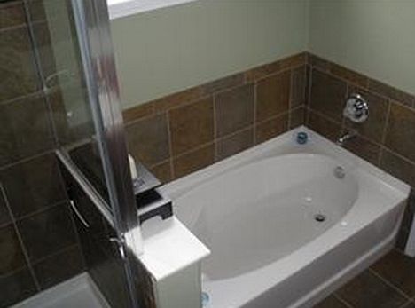 Master separate tub