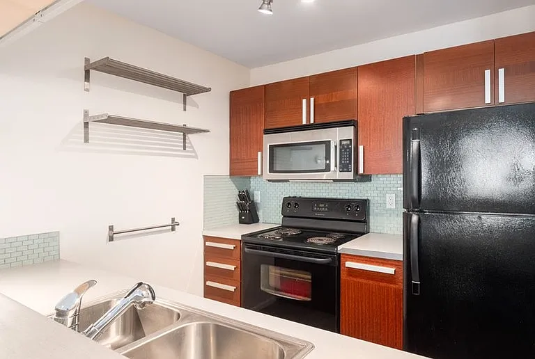 888 W 13th Ave #201 — Photo 14