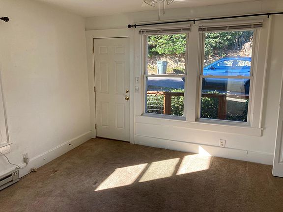 3rd image of 398 E View Dr APT 3